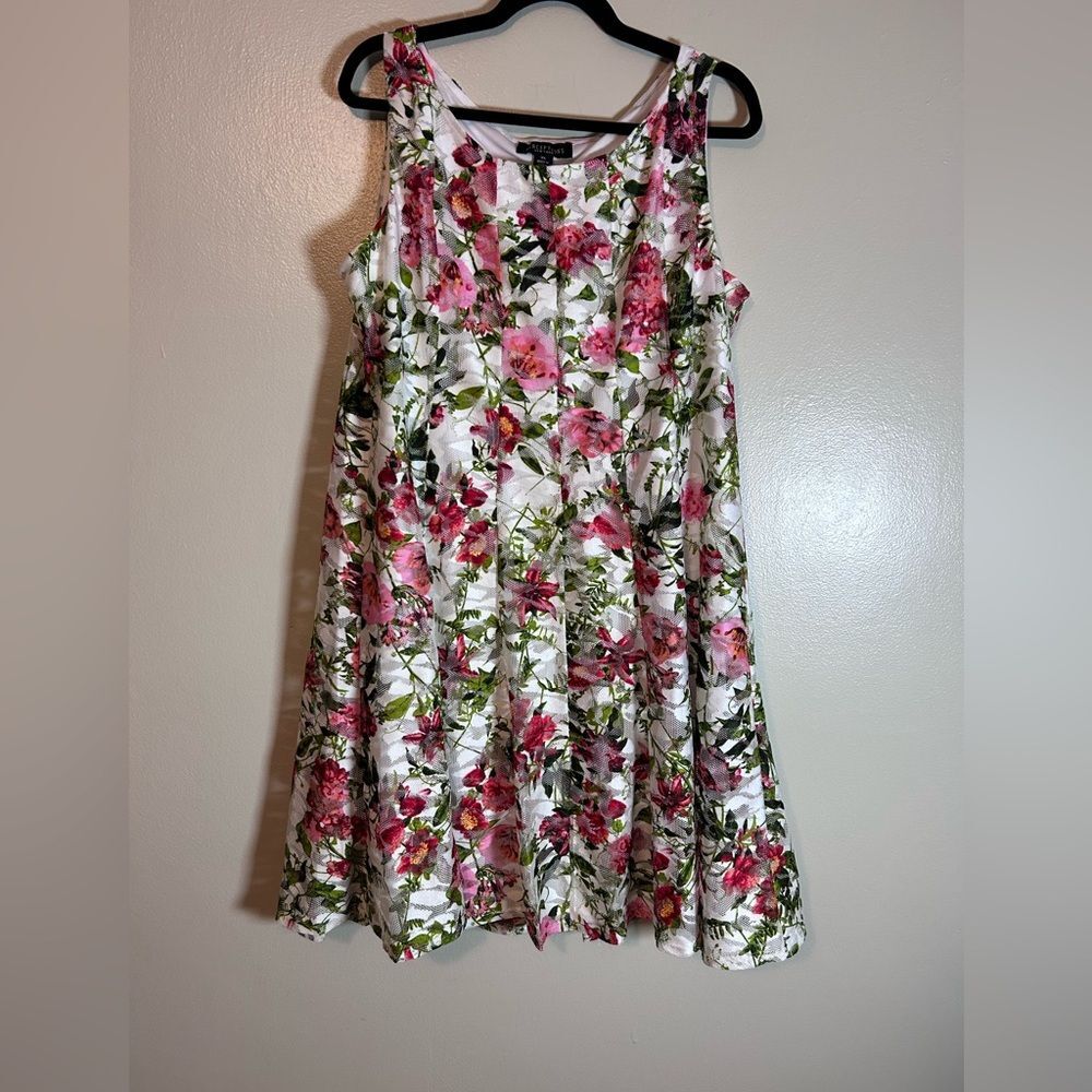 Perceptions Elegant Floral dress size XL